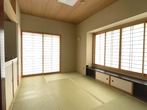 【中古戸建て】秋田市新屋勝平町の和室|6畳の和室は魅力的です！