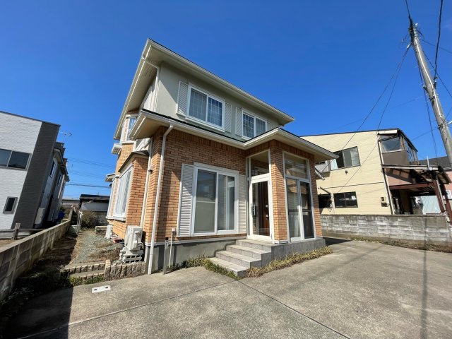 【中古戸建て】秋田市新屋勝平町の外観