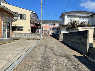【前面道路含む現地写真】 | 【中古戸建て】秋田市新屋勝平町