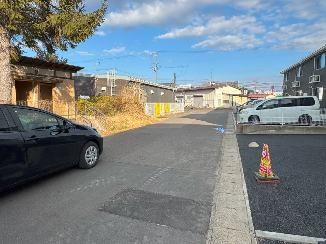 新築戸建・建売　郡山市安積第5　Cradle Garden　全4棟の前面道路含む現地写真