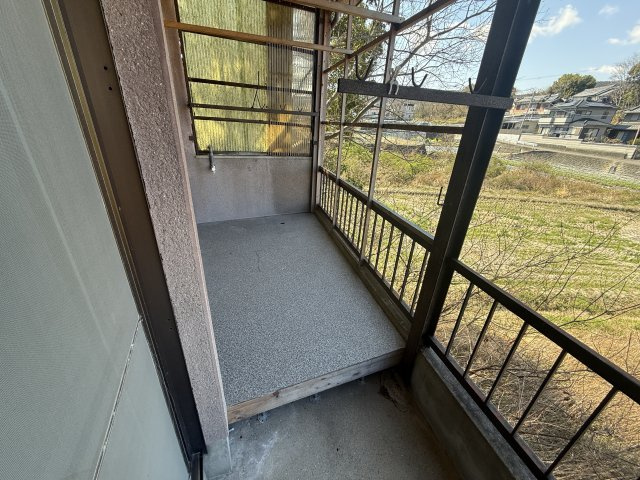 大和郡山市新町の一戸建てのバルコニー