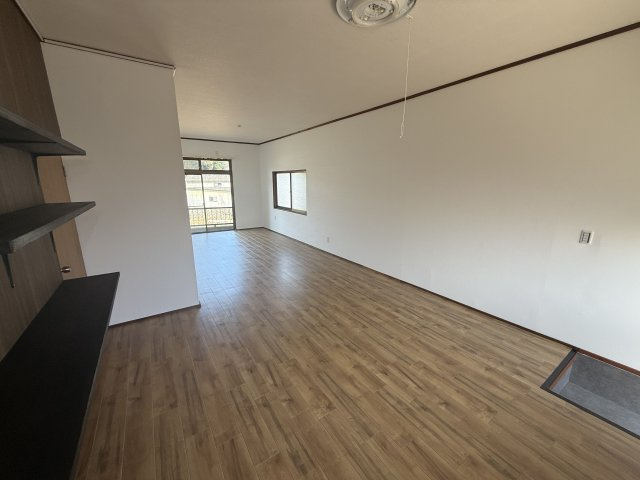 大和郡山市新町の一戸建ての居間・リビング