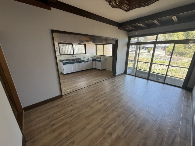 大和郡山市新町の一戸建ての居間・リビング