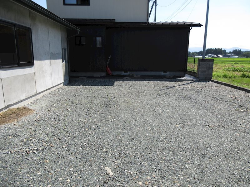 花巻市上根子字法領　土地建物の外観