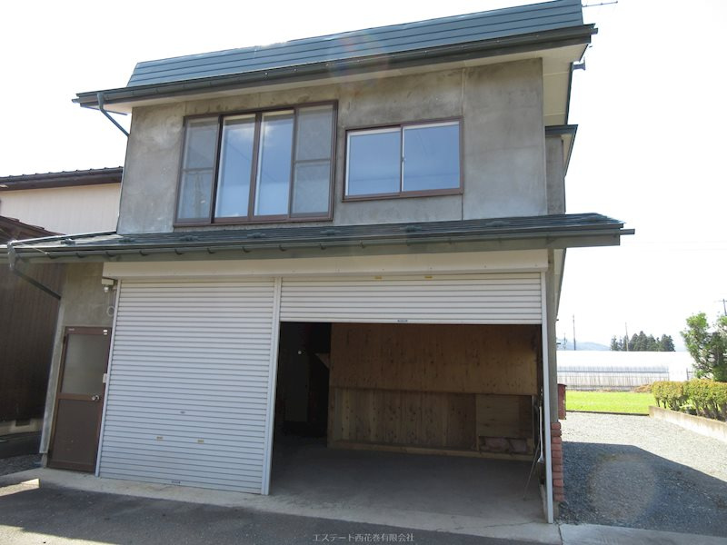 花巻市上根子字法領　土地建物