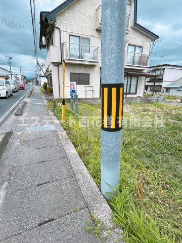 花巻市松園町　土地の前面道路含む現地写真|南側道路　県道297号線沿い