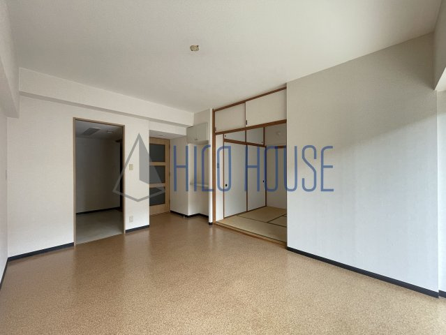 ファインドエル2新宿の居間・リビング