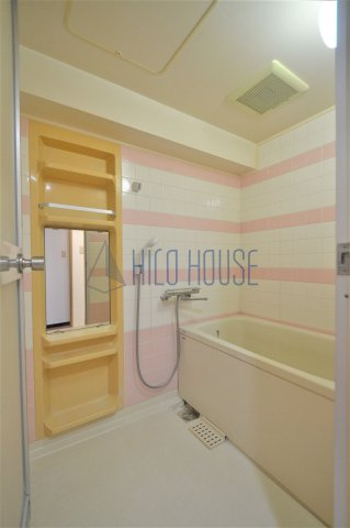 ファインドエル2新宿の浴室