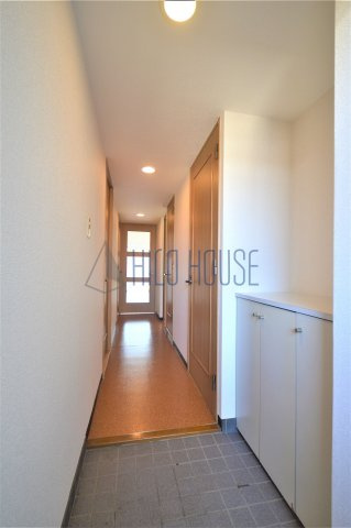 ファインドエル2新宿の玄関