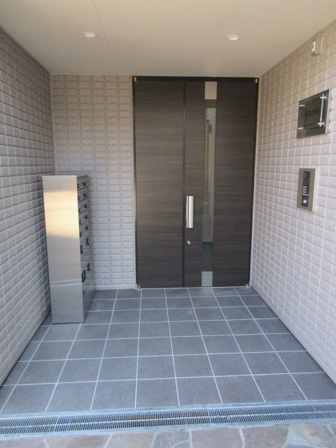 アレイズ上星川のロビー|安心のオートロック付