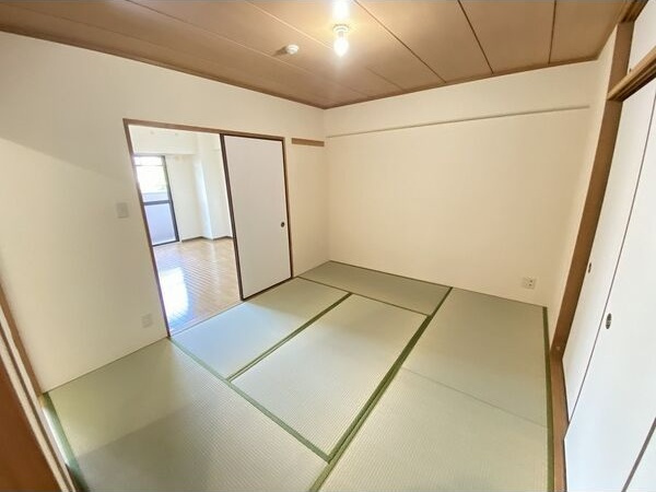 エスペランサ門真南の和室