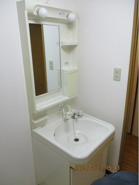 エスペランサ門真南の独立洗面台