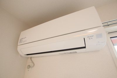 【設備】 | ラ・メゾン・プラム | エアコン