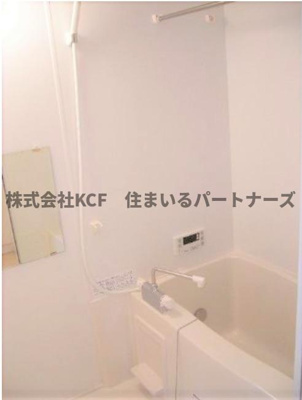 【浴室】 | シュティッヒパルメ | ゆったり過ごせるお風呂です