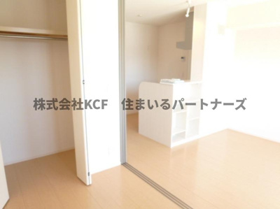 【寝室】 | シュティッヒパルメ