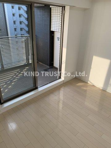 シティハウス南森町のバルコニー|外からの目が気にならないバルコニーで洗濯物が干せます