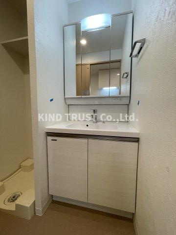 CUOREのキッチン|コンパクトなキッチンで掃除もラクラク