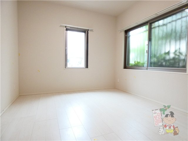 Ｓｈａｌｌｏｗ　Ｇａｒｄｅｎ　Ａのバルコニー|ベランダ