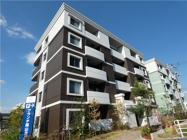 Ｓｈａｌｌｏｗ　Ｇａｒｄｅｎ　Ａの外観