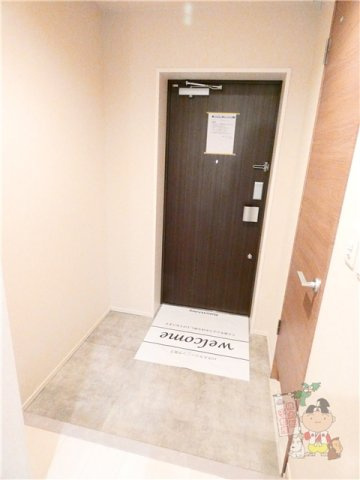 Ｓｈａｌｌｏｗ　Ｇａｒｄｅｎ　Ａの玄関