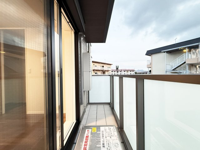 ベレオニシムラⅡのバルコニー