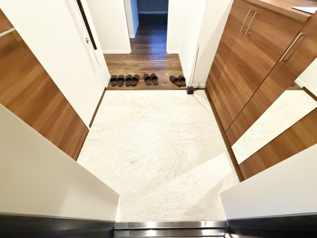 ベレオニシムラⅡの玄関