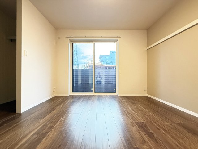 ベレオニシムラⅡの洋室