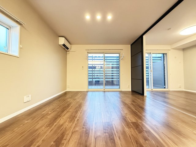 ベレオニシムラⅡの居間・リビング