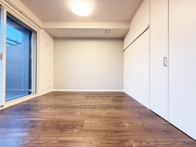 ベレオニシムラⅡの洋室