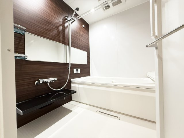 ベレオニシムラⅡの浴室