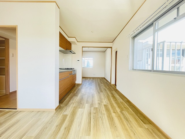 【居間・リビング】 | クローバー花畑ガーデン