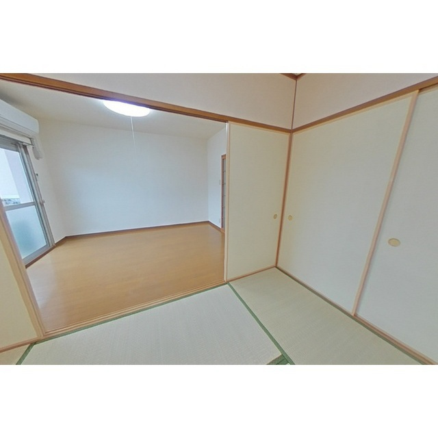 岐阜市上芥見のアパートの内装