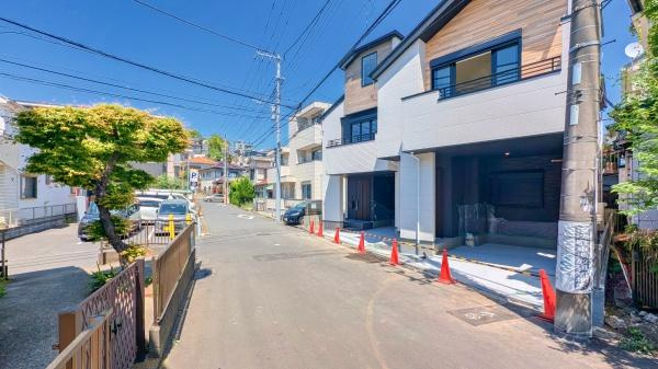 横浜市神奈川区白幡南町の新築一戸建の前面道路含む現地写真|周辺環境も合わせてご案内させて頂きます！
お気軽にお問い合わせ下さい！