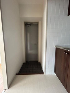 【玄関】 | ハイツ浜大津 | 勝手口