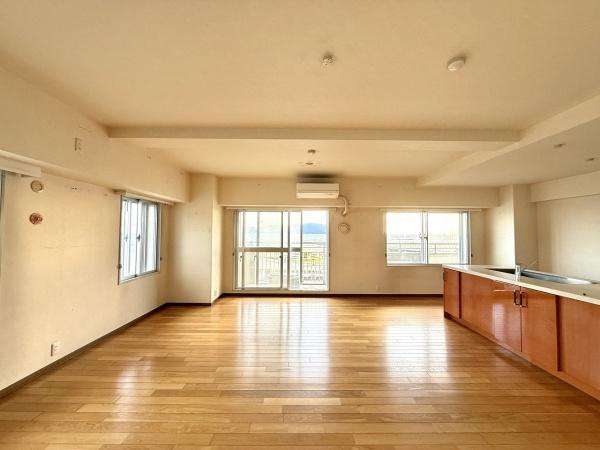 【居間・リビング】 | パークアーバン朝霧