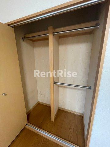 ヴォワール三和Ａ棟の収納