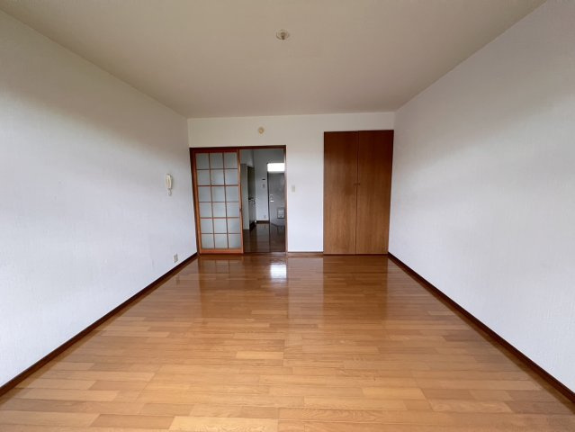 【洋室】 | クリスタルカーサⅠ