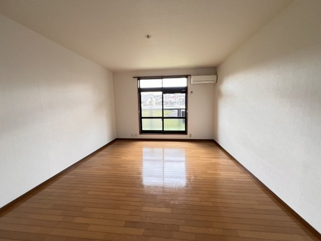 【居間・リビング】 | クリスタルカーサⅠ