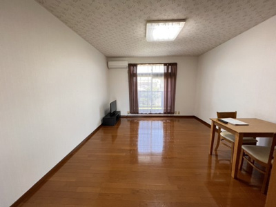 【居間・リビング】 | クリスタルカーサⅡ