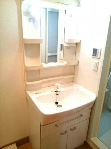 メゾン・ド・ジェルメＡの洗面所