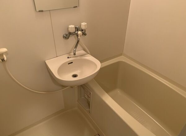 ブリーズⅡの浴室