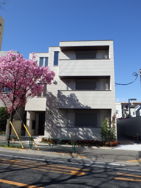アムサクラパルクの外観|★ＨＥＢＥＬ　ＨＡＵＳの賃貸住宅ヘーベルメゾン★