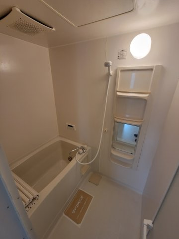 アジュール　Ｂの浴室