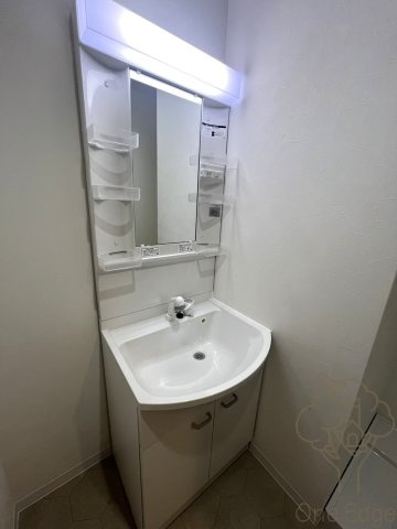 Live Flat都島の独立洗面台