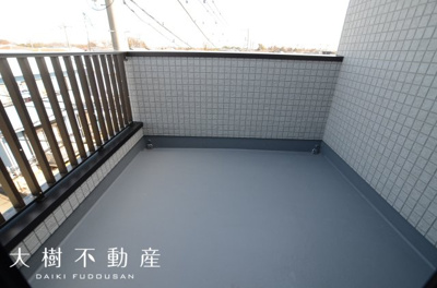 【バルコニー】 | 綾瀬市深谷中７丁目　新築戸建て　全１棟【仲介手数料無料】