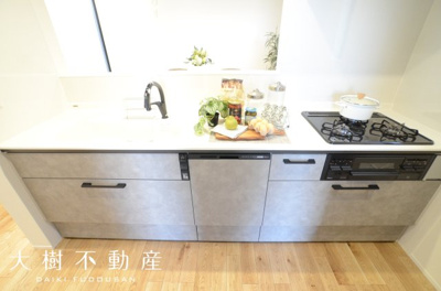 【キッチン】 | 綾瀬市深谷中７丁目　新築戸建て　全１棟【仲介手数料無料】