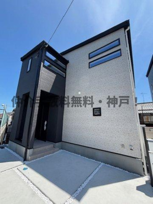 【外観】 | 明石市東人丸町　新築戸建3号棟　仲介手数料無料！ | きれいな外観です