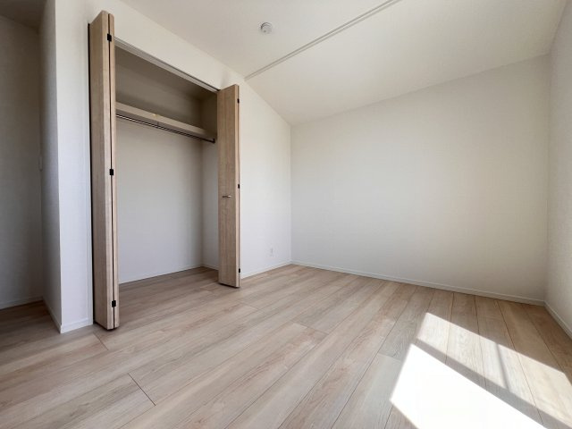 広野町小根尾　新築戸建ての洋室