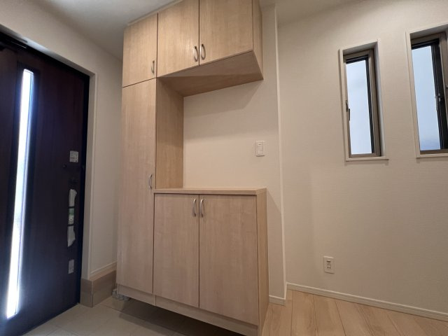 広野町小根尾　新築戸建ての玄関