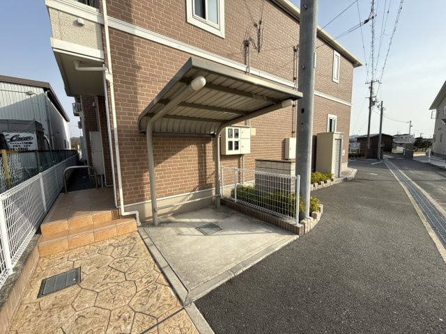 アドラブール　ラシュレⅡの駐車場